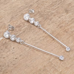 1.2Ct Graduated Rhodium Plated Drop Cubic Zirconia Earrings. - Image 3