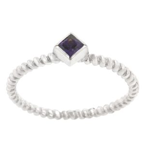 Twisted Petite Amethyst Solitaire Ring - Image 2