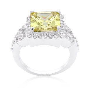 Halo Style Princess Cut Peridot Cocktail Ring - Image 2